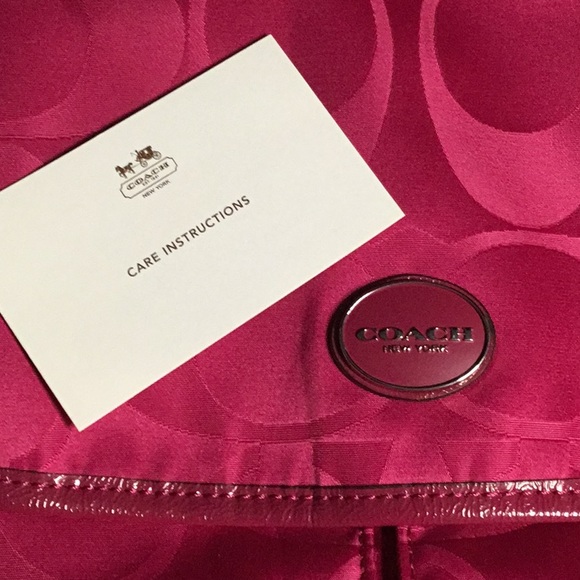 Coach Crossbody Sachel 👛 - Picture 4 of 8